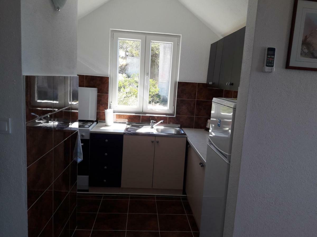 Apartmani Timon Bol Zewnętrze zdjęcie