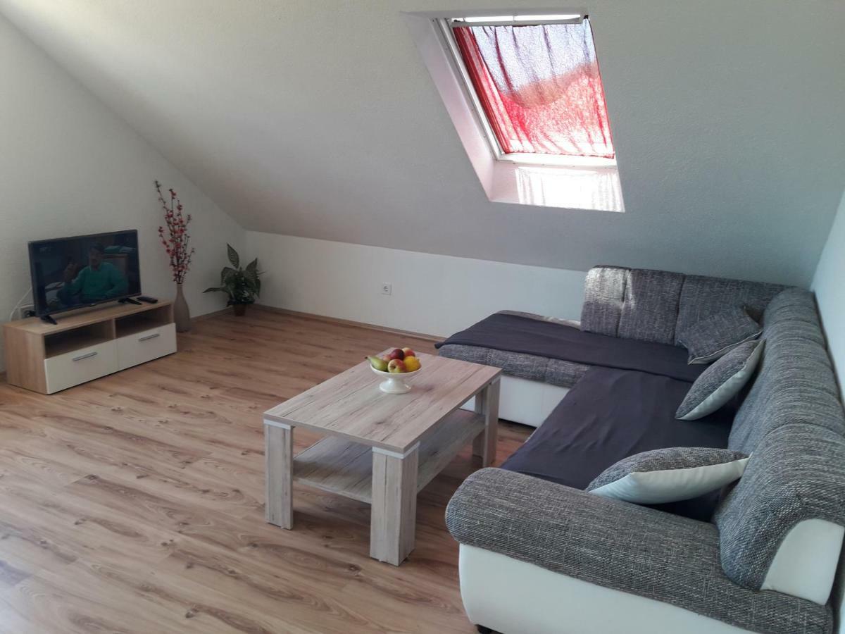 Apartmani Timon Bol Zewnętrze zdjęcie
